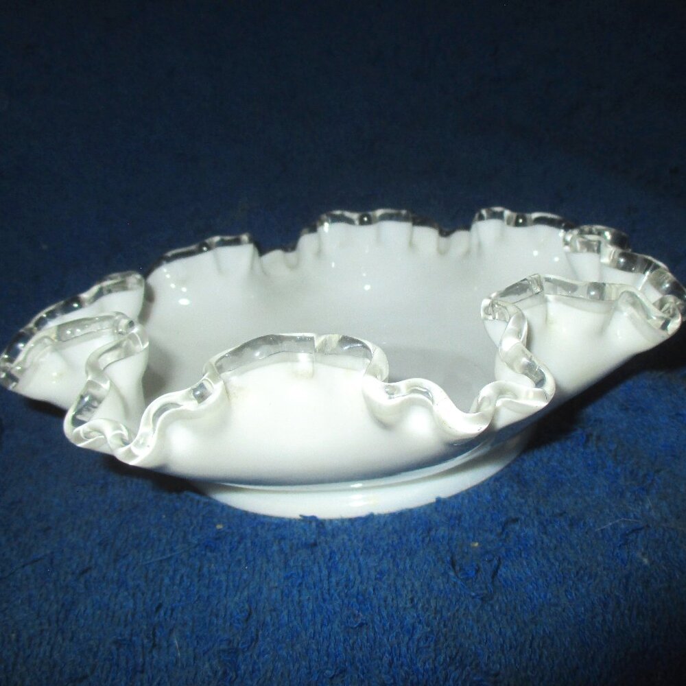 Vintage Fenton Silvercrest 8” Milk Glass Crimped Ruffled Edge Bowl